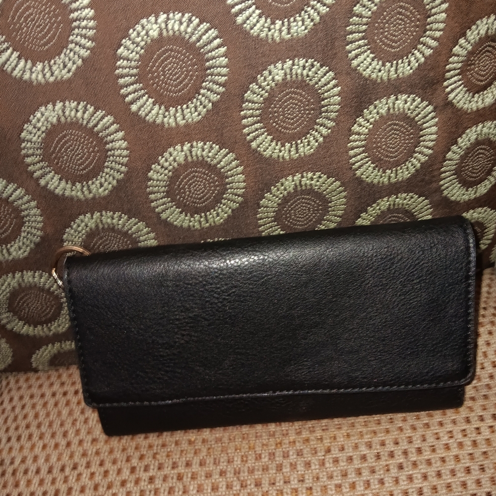Nina Ricci parfums leather snap wallet organizer